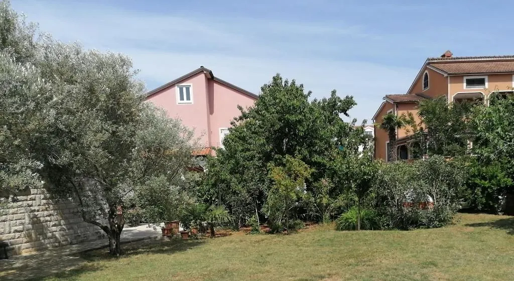 Holiday Apartment In Funtana With Air Conditioning, Wifi, Washing Machine 4990-1 0*,